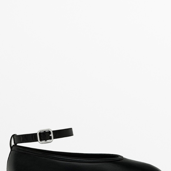 Massimo Dutti flats with detatchable straps - Picture 2 of 3